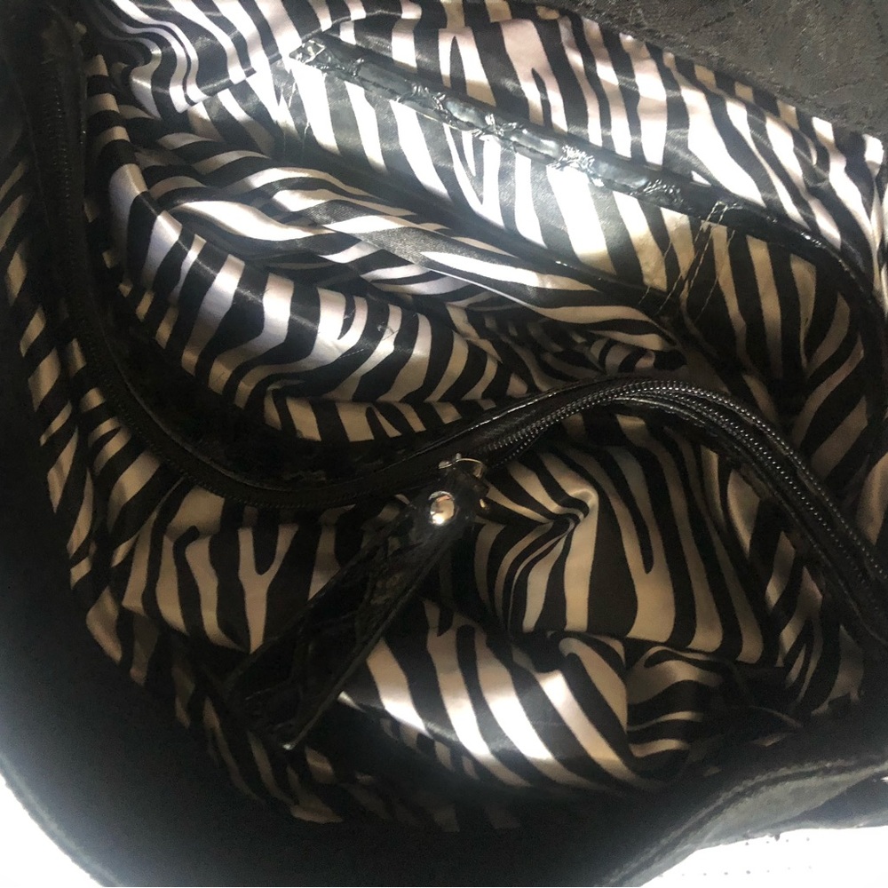 Guess Bag - Picture 7 of 10